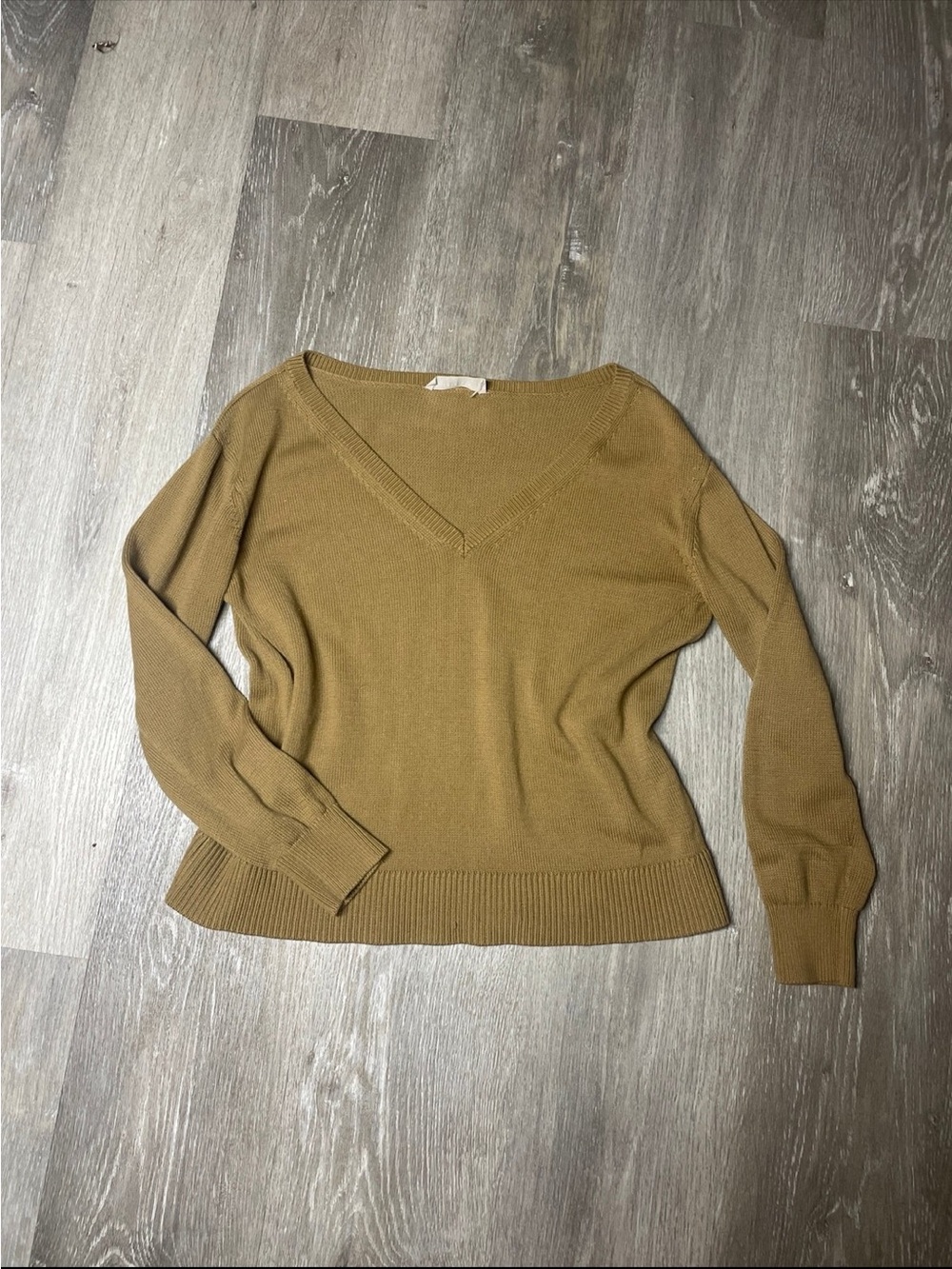 Everlane xs Classic V-Neck Women's Sweater in Olive